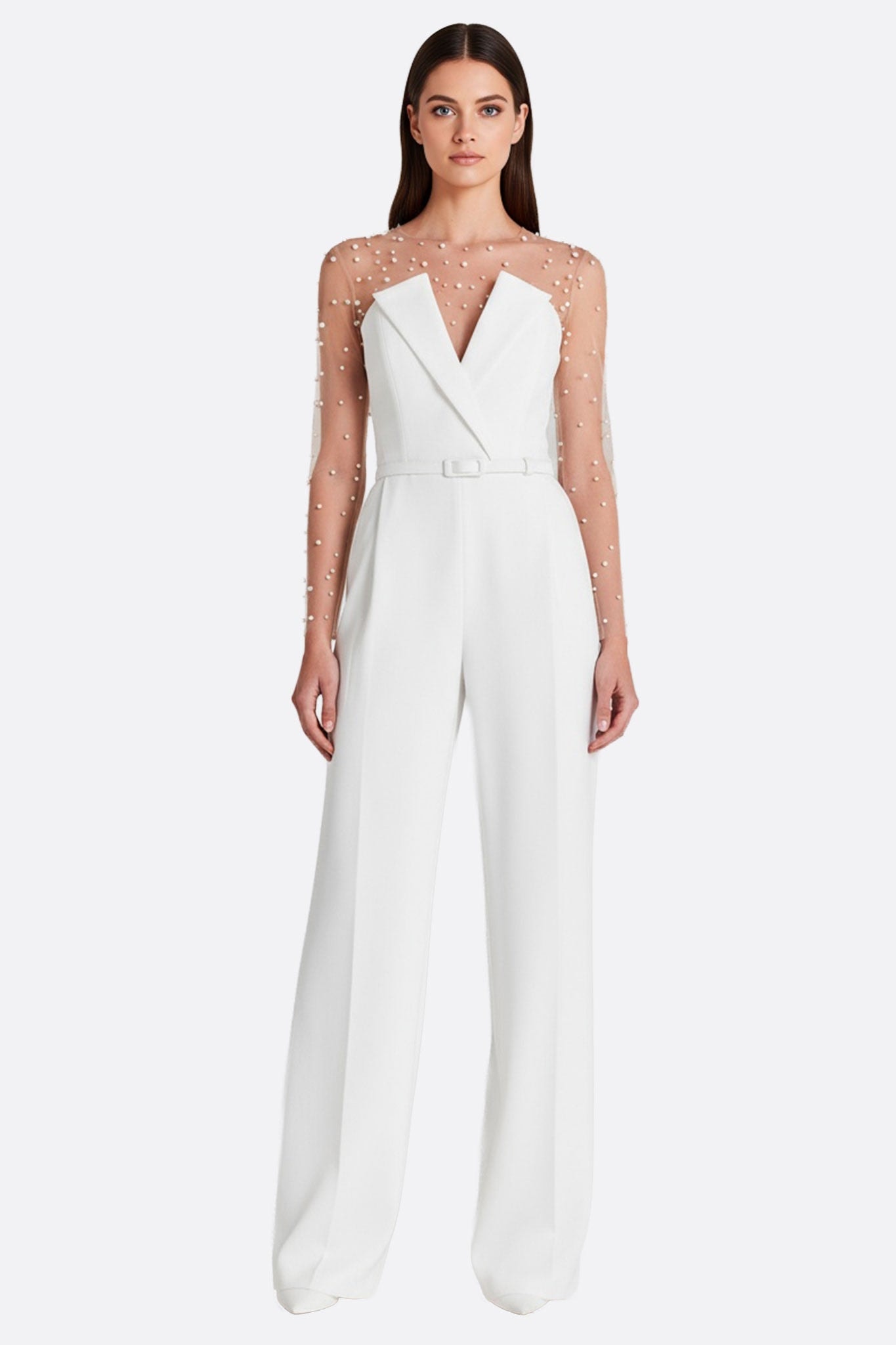 White strapless jumpsuit with delicate beaded sleeves, a sophisticated option for an elegant and trendy wedding