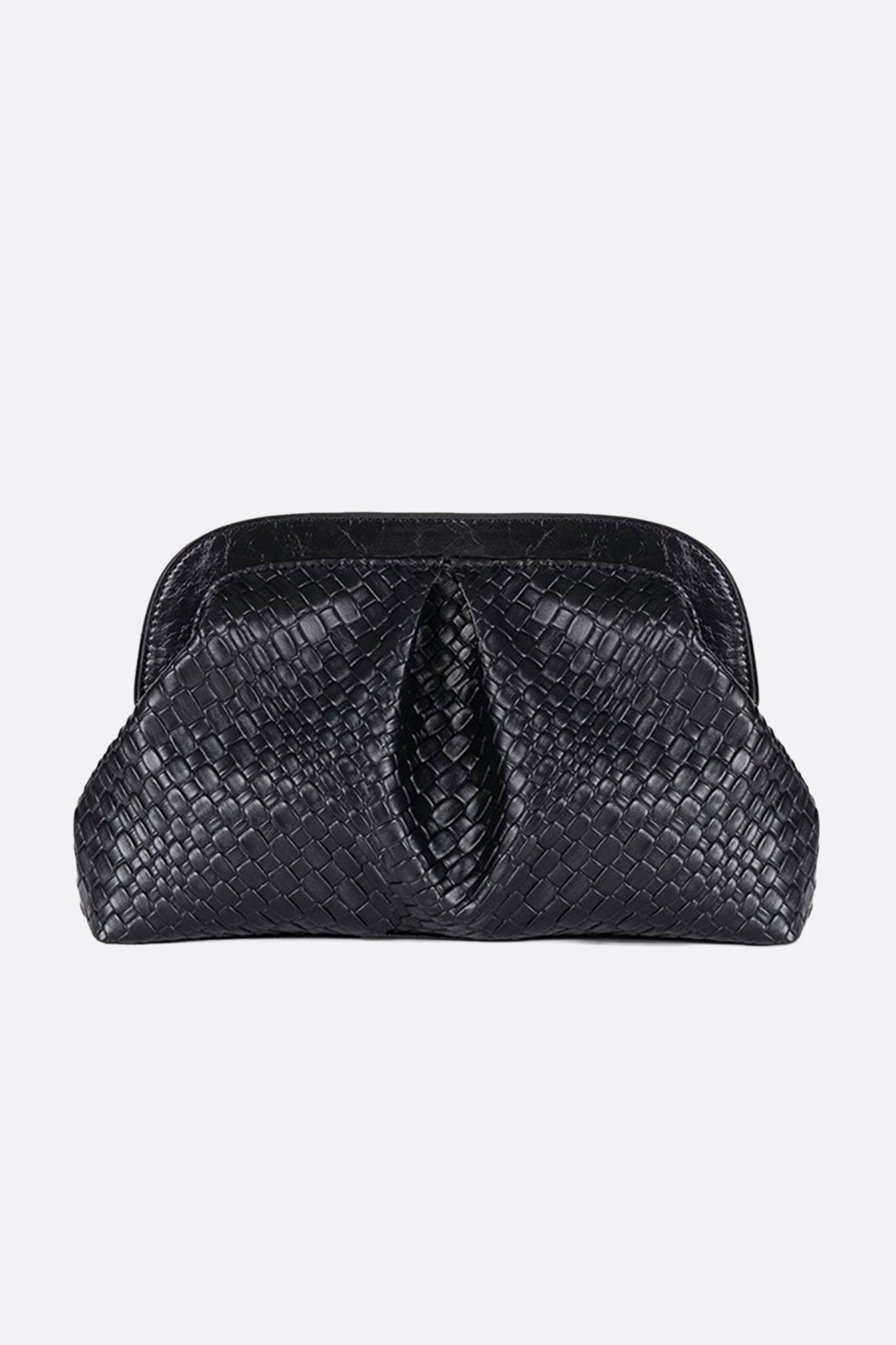 Pochette noire à finition tissée, accessoire chic pour compléter une tenue de soirée ou un événement spécial.