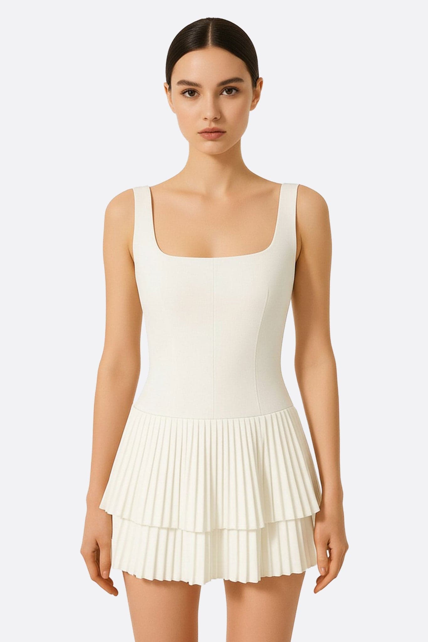 Elegant white pleated dress, flared silhouette, perfect for a refined summer evening look