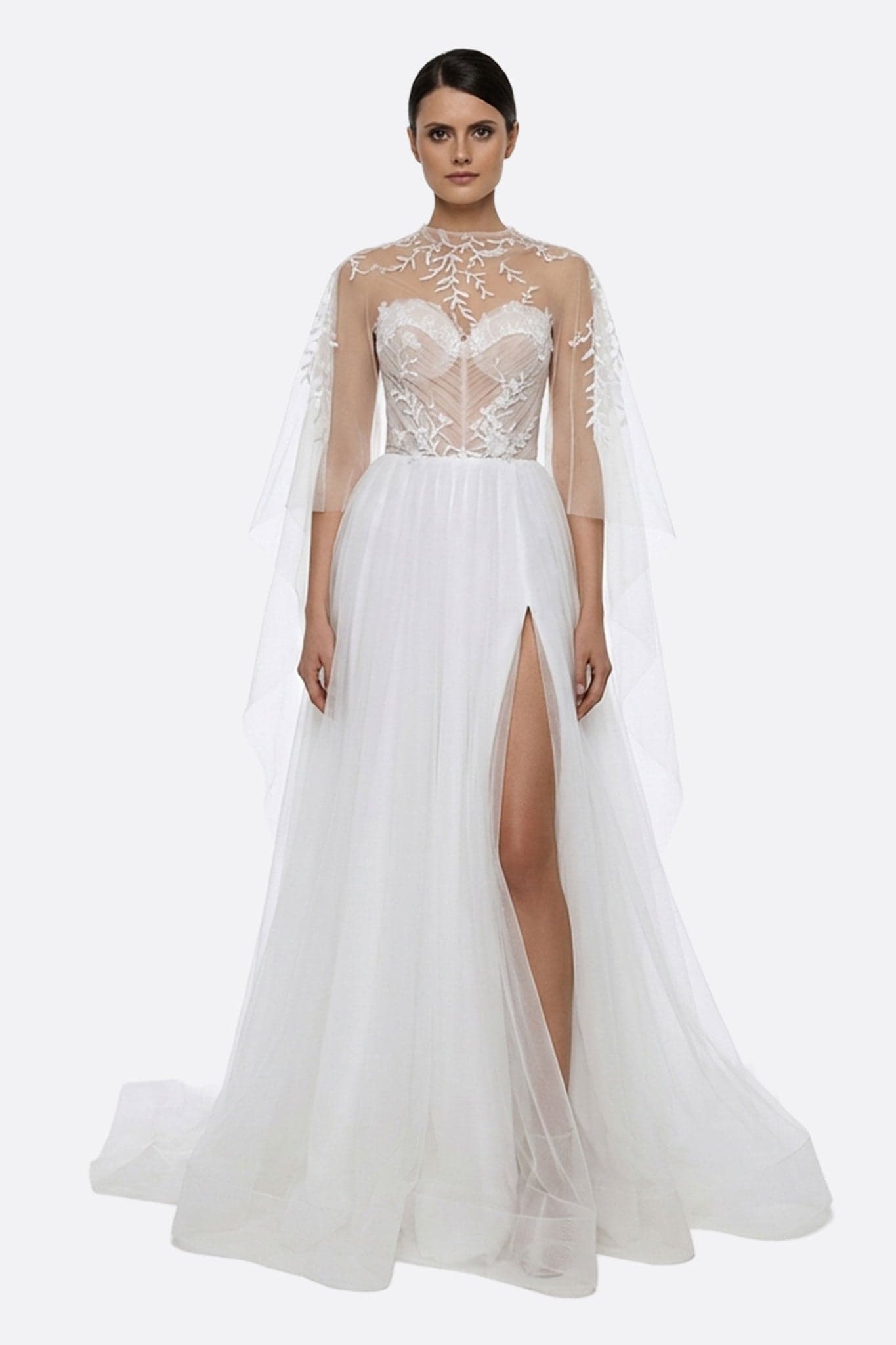 Alena wedding dress in white tulle with bustier and overcoat, ideal for a romantic and elegant ceremony.